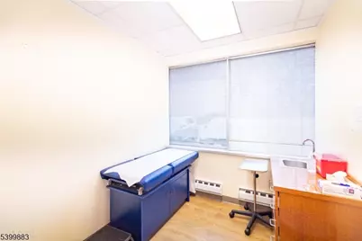 2 Lincoln Hwy-Unit100, Edison Twp., NJ 08820 - Photo 24