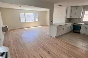 72 69th St, Guttenberg, NJ 07093 - Photo 2