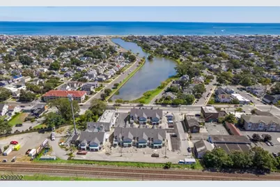 1 Railroad Ave #B5, Avon-By-The-Sea Boro, NJ 07717 - Photo 4