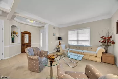 324 Biltmore Ln, Franklin Township, NJ 08873 - Photo 8