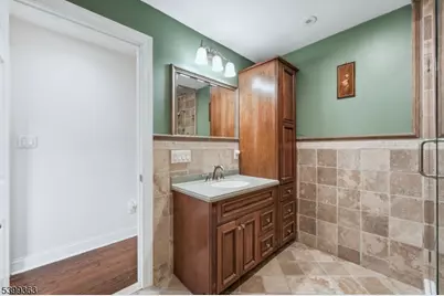 1120 Greslin Ter, Rahway, NJ 07065 - Photo 16