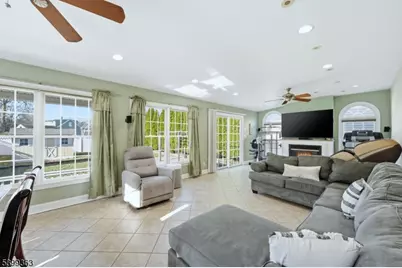 1120 Greslin Ter, Rahway, NJ 07065 - Photo 8