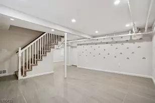 80 Locust Ave, Millburn, NJ 07041 - Photo 42