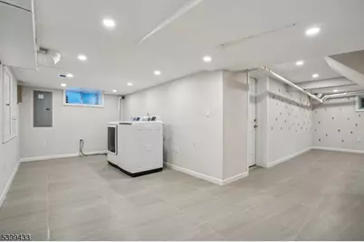 80 Locust Ave, Millburn, NJ 07041 - Photo 38