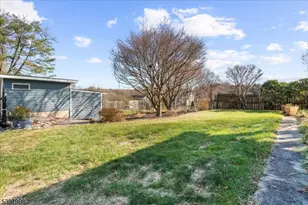 10 Belvidere Ave, Clinton Township, NJ 08809 - Photo 32