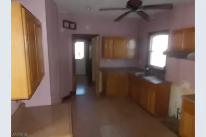 104 Riggs Pl, West Orange Township, NJ 07052 - Photo 10