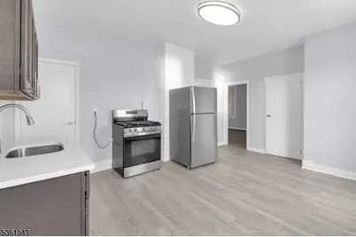 215 Delaware St #6, Elizabeth, NJ 07206 - Photo 8