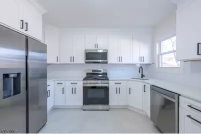 74 E 9th St, Clifton, NJ 07011 - Photo 16