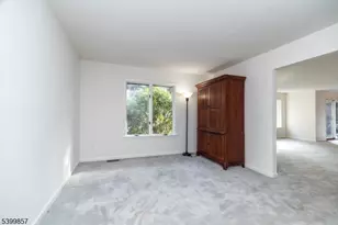 13 Greenbriar Ln, Clinton Township, NJ 08801 - Photo 10