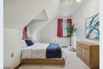 944 Burlington Ave, Union Township, NJ 07083 - Photo 24