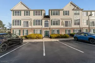 66 Limerick Ln, Lopatcong Township, NJ 08865 - Photo 1