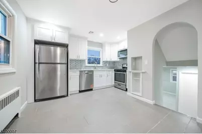 731 Essex Ave, Linden, NJ 07036 - Photo 4