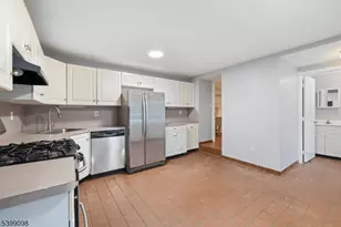 21 Personette St, Caldwell, NJ 07006 - Photo 10