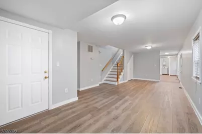 21 Personette St #B, Caldwell, NJ 07006 - Photo 4