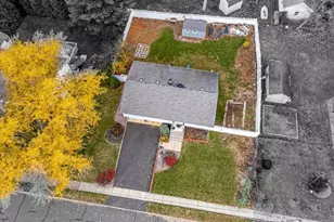 117 E Elmwood Dr, South Plainfield, NJ 07080 - Photo 6