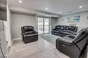 117 E Elmwood Dr, South Plainfield, NJ 07080 - Photo 32