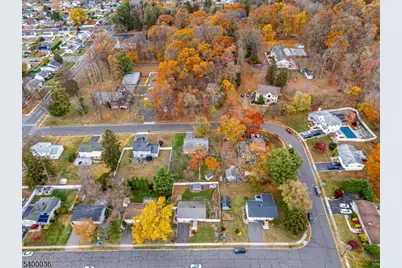 117 E Elmwood Dr, South Plainfield, NJ 07080 - Photo 4