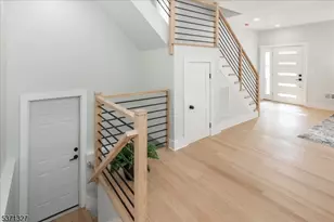 111 N Summit Ave, Chatham, NJ 07928 - Photo 18