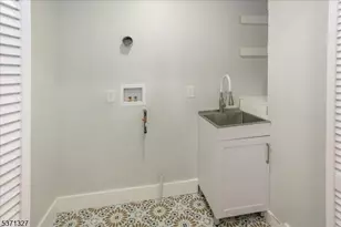 111 N Summit Ave, Chatham, NJ 07928 - Photo 30