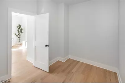 111 N Summit Ave, Chatham, NJ 07928 - Photo 22