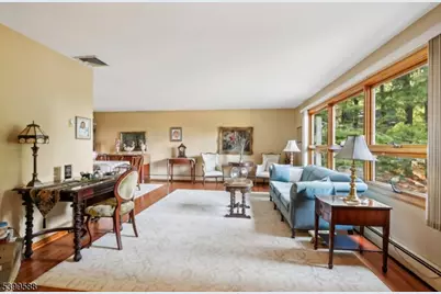 41 Dorothy Drive, North Haledon, NJ 07508 - Photo 4