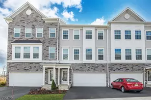 7 Dorchester Ln, East Hanover Township, NJ 07936 - Photo 2