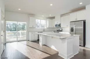 7 Dorchester Ln, East Hanover Township, NJ 07936 - Photo 8