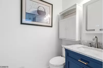 127 Stratford Dr, Nutley, NJ 07110 - Photo 10