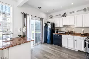 127 Stratford Dr, Nutley, NJ 07110 - Photo 8