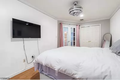 127 Stratford Dr, Nutley, NJ 07110 - Photo 14