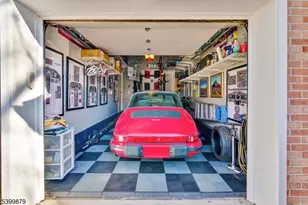 127 Stratford Dr, Nutley, NJ 07110 - Photo 22