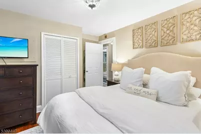 36 Wall St, Cranford Township, NJ 07016 - Photo 14