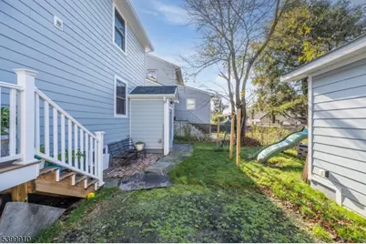 346 Tucker Ave, Union Township, NJ 07083 - Photo 18