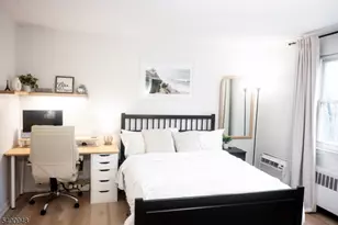 300 Wilson Rd, Springfield Twp., NJ 07081 - Photo 8