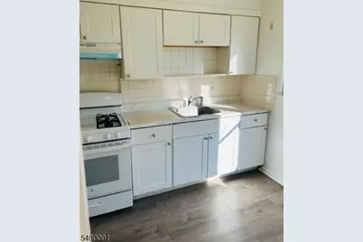 60 Dekalb Pl #50, Morristown, NJ 07960 - Photo 2