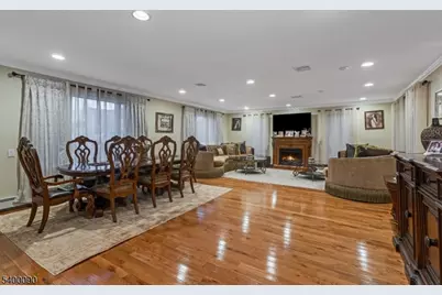 27 Marlin Ave, Pequannock Township, NJ 07440 - Photo 2