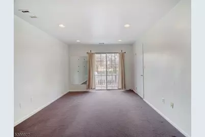 43 Seton Hall Dr, Newark, NJ 07103 - Photo 12