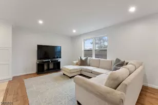 11 Furnace Rd, Chester, NJ 07930 - Photo 10