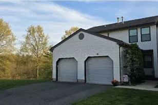 822 Poplar Ct, Raritan Township, NJ 08822 - Photo 1