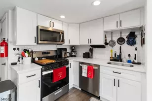 34 Ashwood Ave, Summit, NJ 07901 - Photo 8