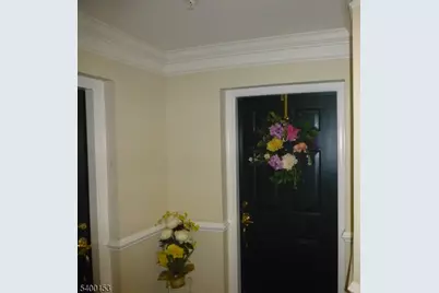 2 Steele Pl #202, Hillsborough Township, NJ 08844 - Photo 4