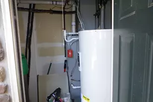 2 Steele Pl, Hillsborough Township, NJ 08844 - Photo 8