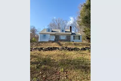 1098 Sunny Slope Dr, Mountainside, NJ 07092 - Photo 1