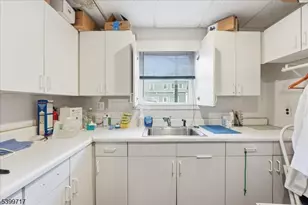 741 Bloomfield Ave, Verona, NJ 07044 - Photo 12