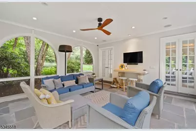 215 Upper Mountain Ave, Montclair, NJ 07042 - Photo 10