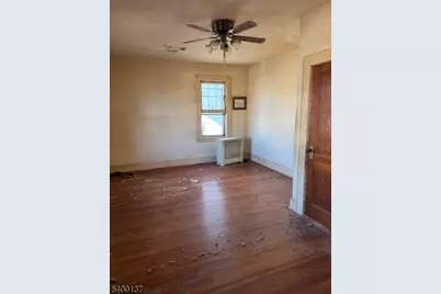 120 S Stiles St, Linden, NJ 07036 - Photo 2