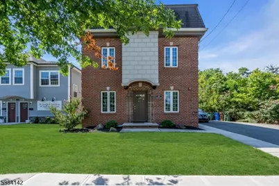 813 N Wood Ave, Linden, NJ 07036 - Photo 1