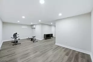 226 Barnert Ave, Totowa, NJ 07512 - Photo 16