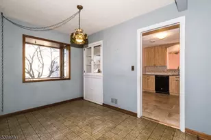 54 Oakwood Ct, Fanwood, NJ 07023 - Photo 8