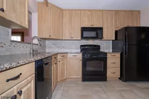 54 Oakwood Ct, Fanwood, NJ 07023 - Photo 12